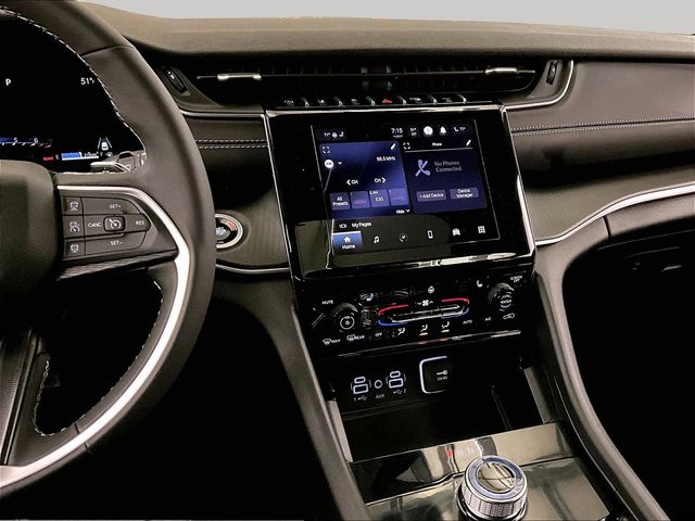 2025 Jeep Grand Cherokee Laredo X Gray at South Hills CDJR