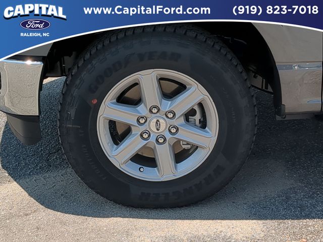 New 2026 Carbonized Gray Metallic Ford XLT image 19