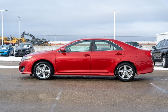 2014 Toyota Camry SE 4