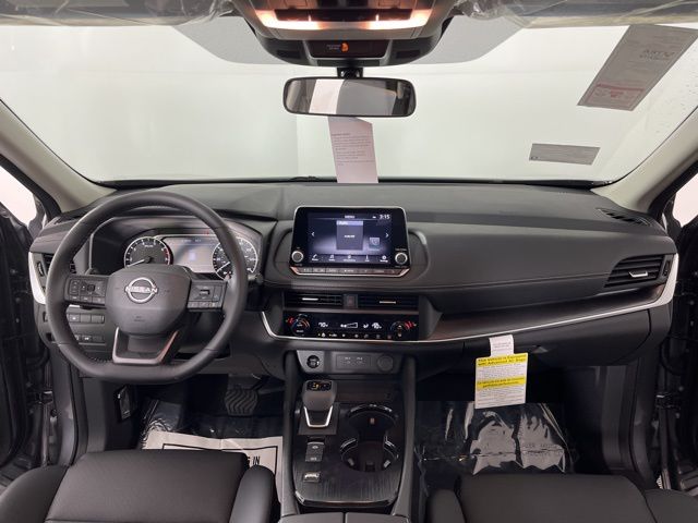 2025 Gun Metallic Nissan Rogue SV FWD SUV