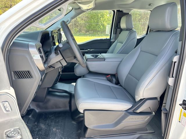 New 2026 Oxford White Ford XL image 17