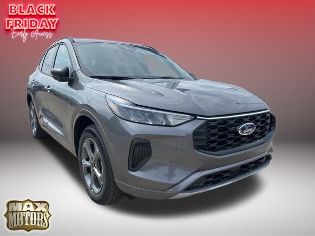 2024 Ford Escape ST-Line 2