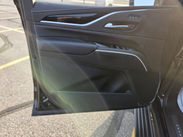 2023 Cadillac Escalade ESV 4WD Sport