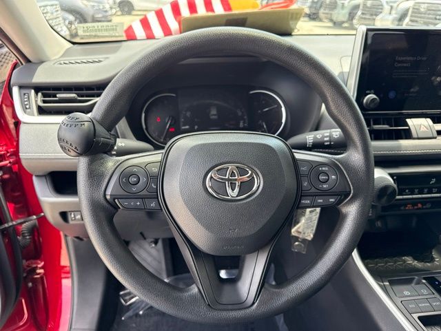 2025 Toyota RAV4 LE - Photo 17