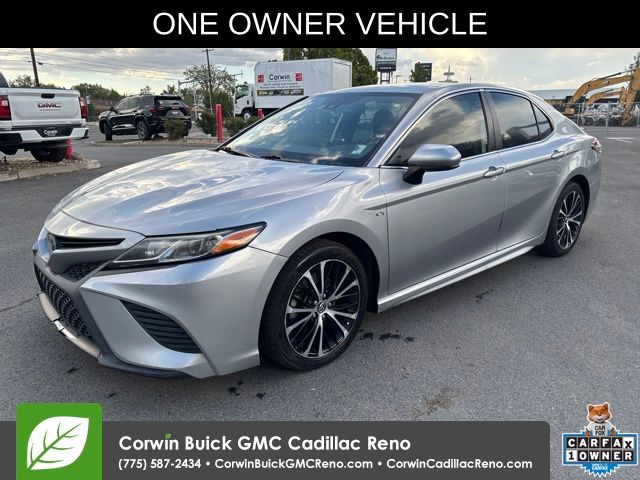 2020 Toyota Camry SE FWD