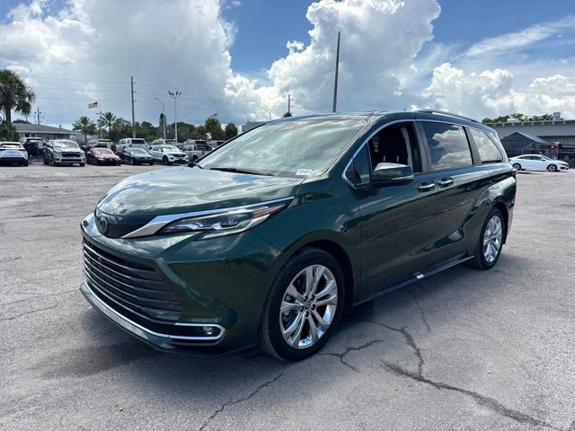 2024 Toyota Sienna - $51,888