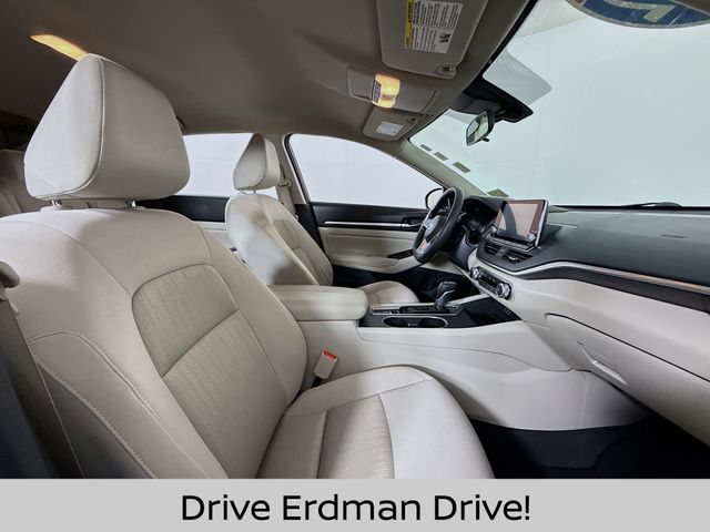 Used 2022 Nissan Altima Sedan
