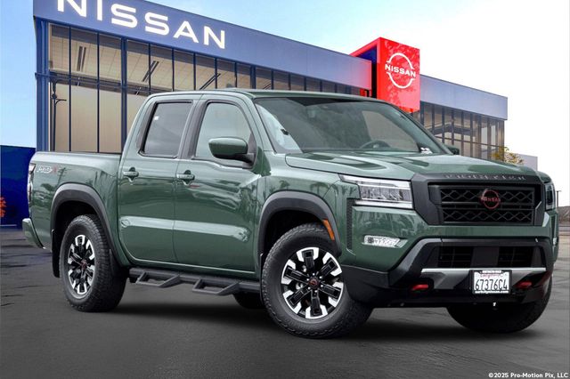 2023 Nissan Frontier PRO-X Crew Cab 4X2's photo