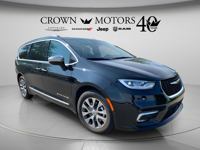 2024 Chrysler Pacifica Hybrid Pinnacle FWD   