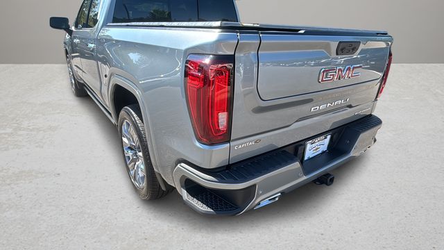 Used 2025 Silver GMC Denali image 40