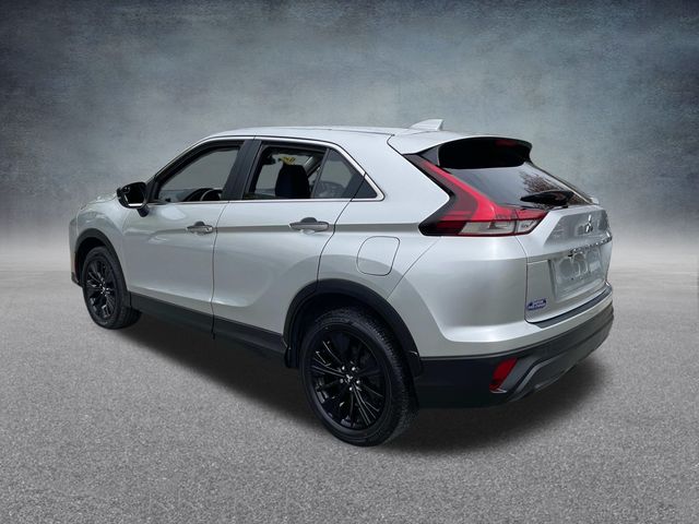 2022 Mitsubishi Eclipse Cross LE 8