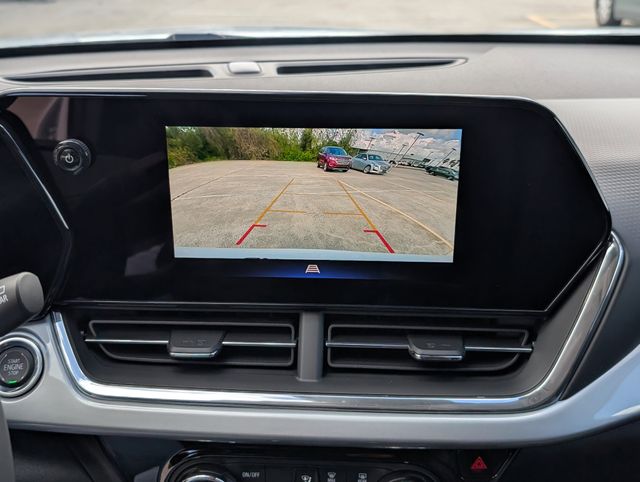 New 2026 White Chevrolet LT image 19