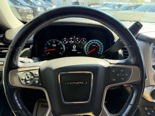 Used 2018 GMC Yukon XL SUV