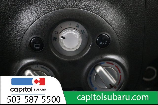 2010 Nissan Cube 1.8 S 10