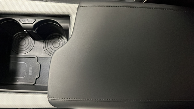Used 2025 Typhoon Silver Hyundai SEL image 19