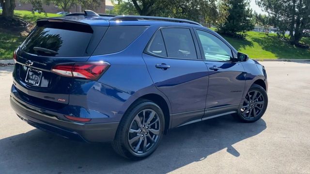 2022 Chevrolet Equinox RS 8