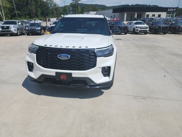 Certified Used 2025 White Ford ST-Line image 4