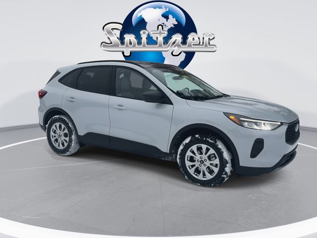 New 2026 Silver Ford Active image 2