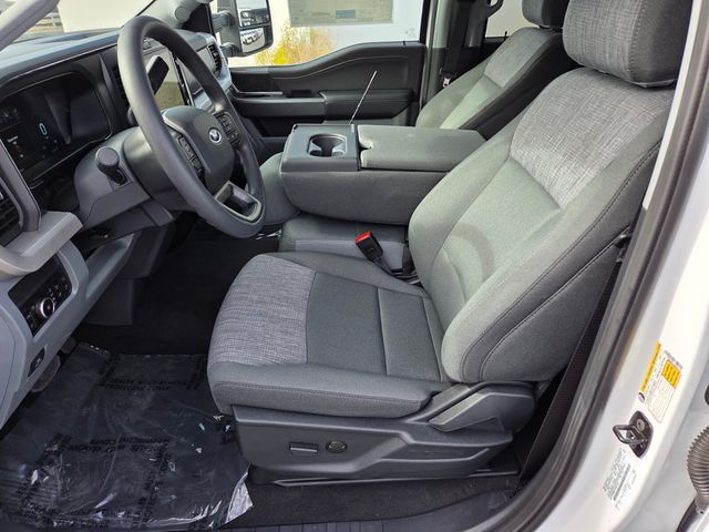 New 2026 Ford Super Duty F-350 Crew Cab 8' Box XLT