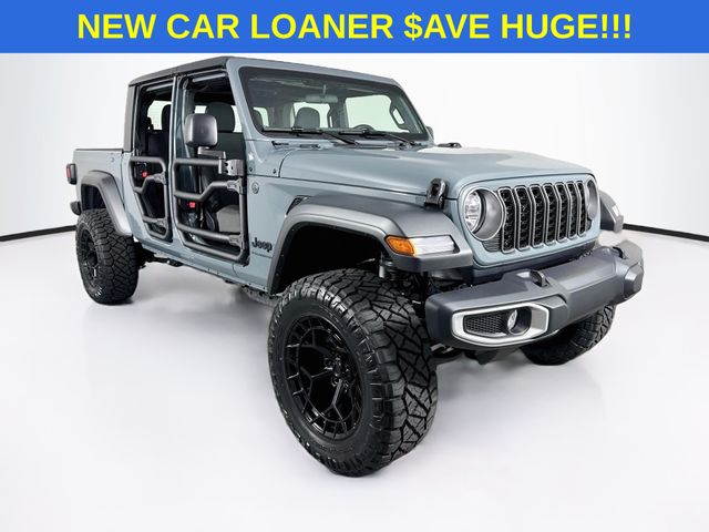 Anvil Clearcoat 2026 Jeep Gladiator Pickup Truck Four-Wheel Drive 8-Speed Automatic