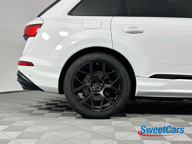 2025 Audi SQ7