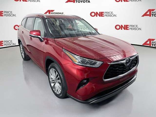 Red (Ruby Flare Pearl) 2023 Toyota Highlander SUV / Crossover Front-Wheel Drive 8-Speed Automatic