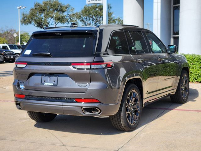 2025 Jeep Grand Cherokee Summit 4