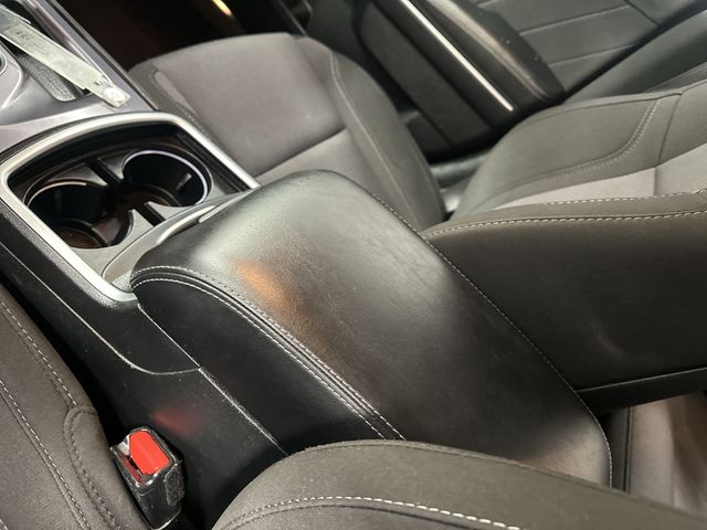 Used 2019 Gray Dodge SXT image 22