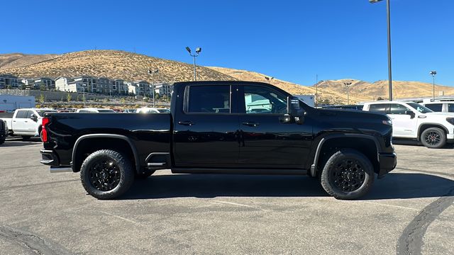 2024 Chevrolet Silverado 2500HD LTZ 3