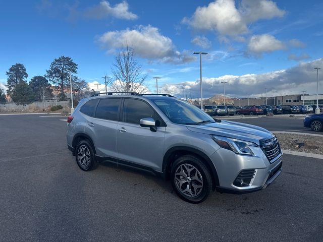 2024 Subaru Forester Premium