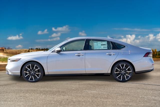 2024 Honda Accord Hybrid Touring 4