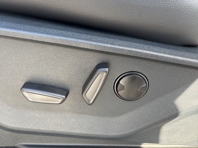 New 2025 White Ford Lariat image 14