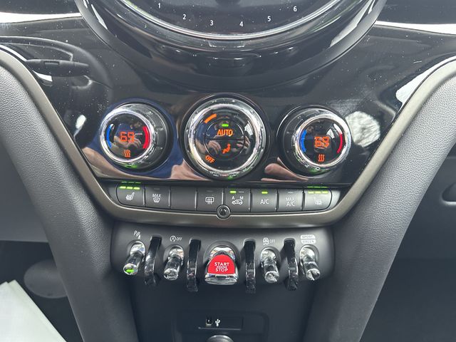 Used 2023 Blue MINI Iconic image 18