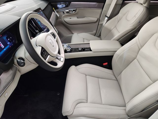 2026 Volvo XC90 Ultra - Photo 14