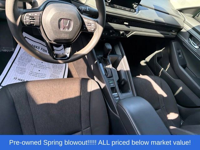 Used 2024 Gray Honda EX image 18