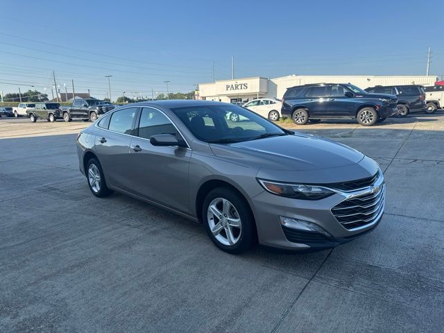 2023 Chevrolet Malibu LT:C02733