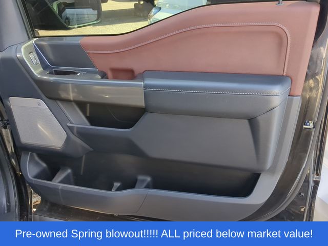 Used 2022 Agate Black Metallic Ford Lariat image 42