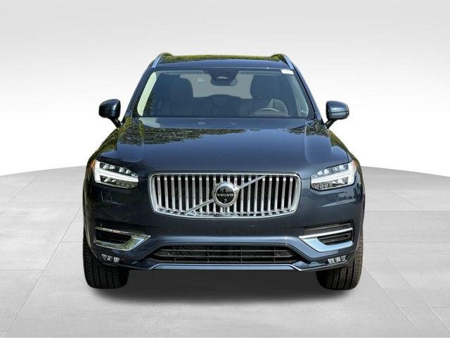 2025 Volvo XC90 B6 Plus 7-Seater 8