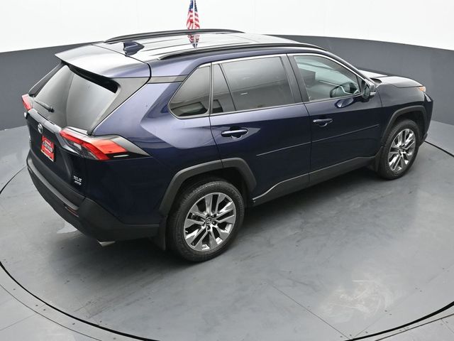 2019 Toyota RAV4 XLE Premium 44