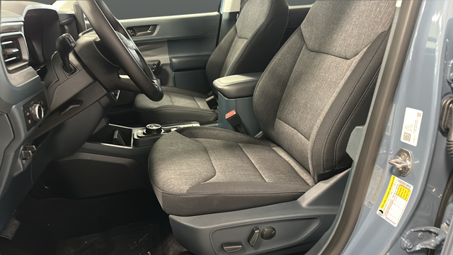 New 2026 Azure Gray Metallic Ford XLT image 9