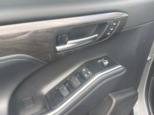 New 2026 Toyota Highlander SUV