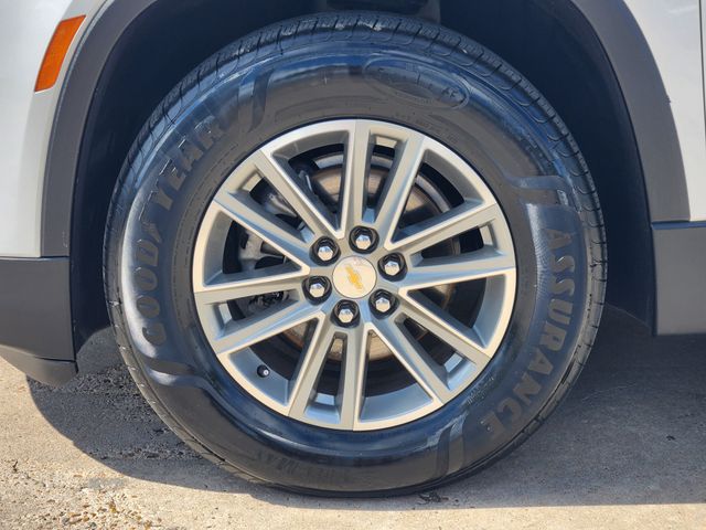 2023 Chevrolet Traverse LT Beige at AutoSavvy Houston Southwest
