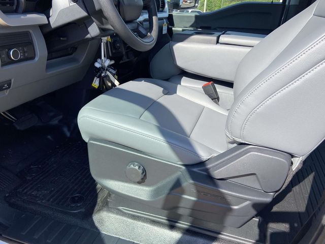 New 2026 White Ford XL image 11