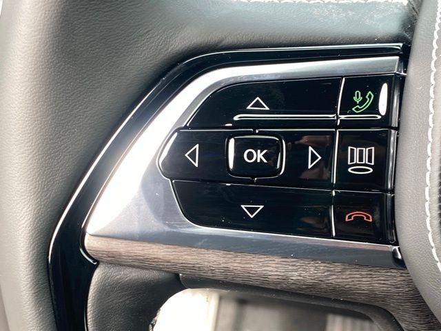 new 2025 Jeep Grand Cherokee car, priced at $52,418