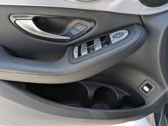 2021 Mercedes-Benz GLC GLC 300 - 10