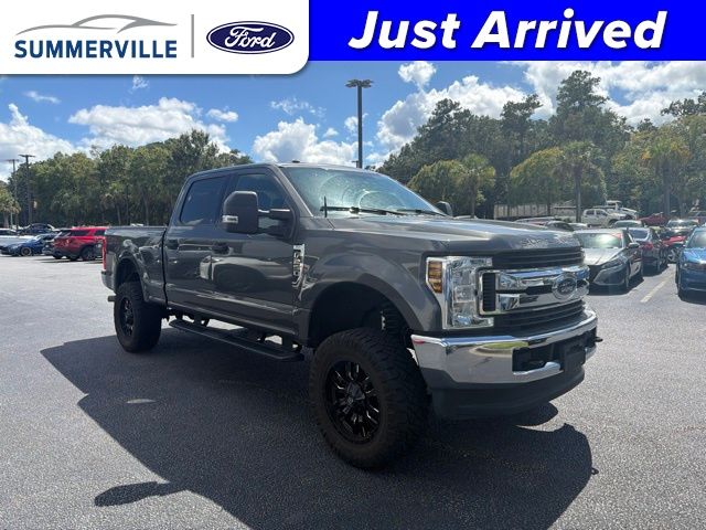 2019 Ford F-250 Super Duty XLT Crew Cab 4WD    