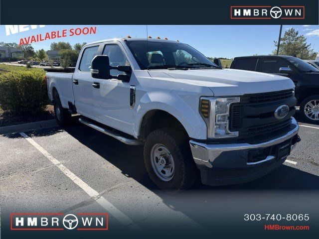 Oxford White 2018 Ford F-250 Super Duty Pickup Truck Four-Wheel Drive 6-Speed Automatic