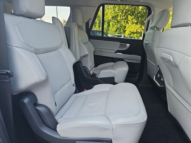 Used 2025 Silver Ford Platinum image 11
