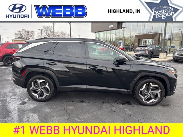 Used 2023 Black Hyundai Limited image 3