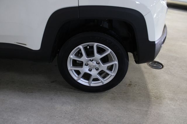 Used 2021 White Jeep Latitude image 32